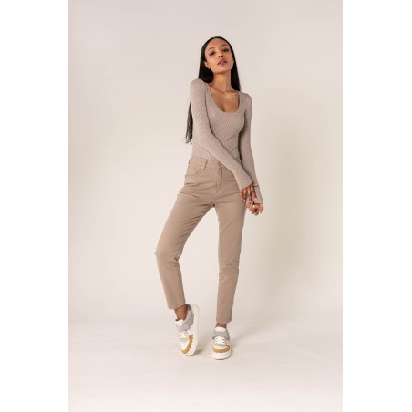 Pantalon classique stretch beige femme - Matière noble 29,90€