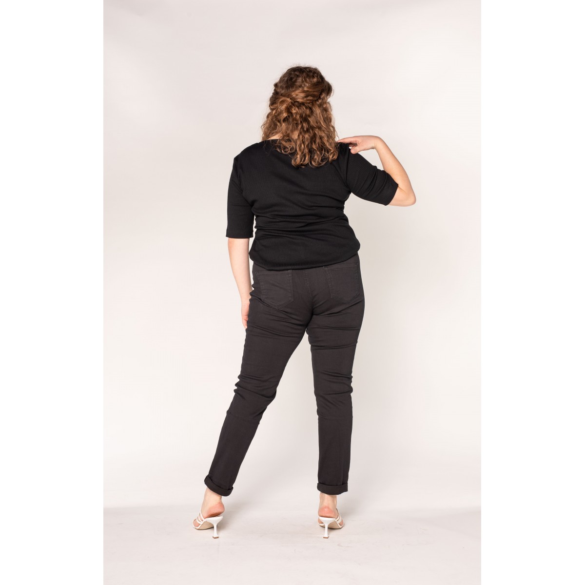 Pantalon et jean Nina Carter femme - Matière noble 29,90€