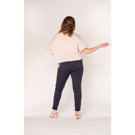 Pantalon stretch marine femme - Matière noble 29,90€