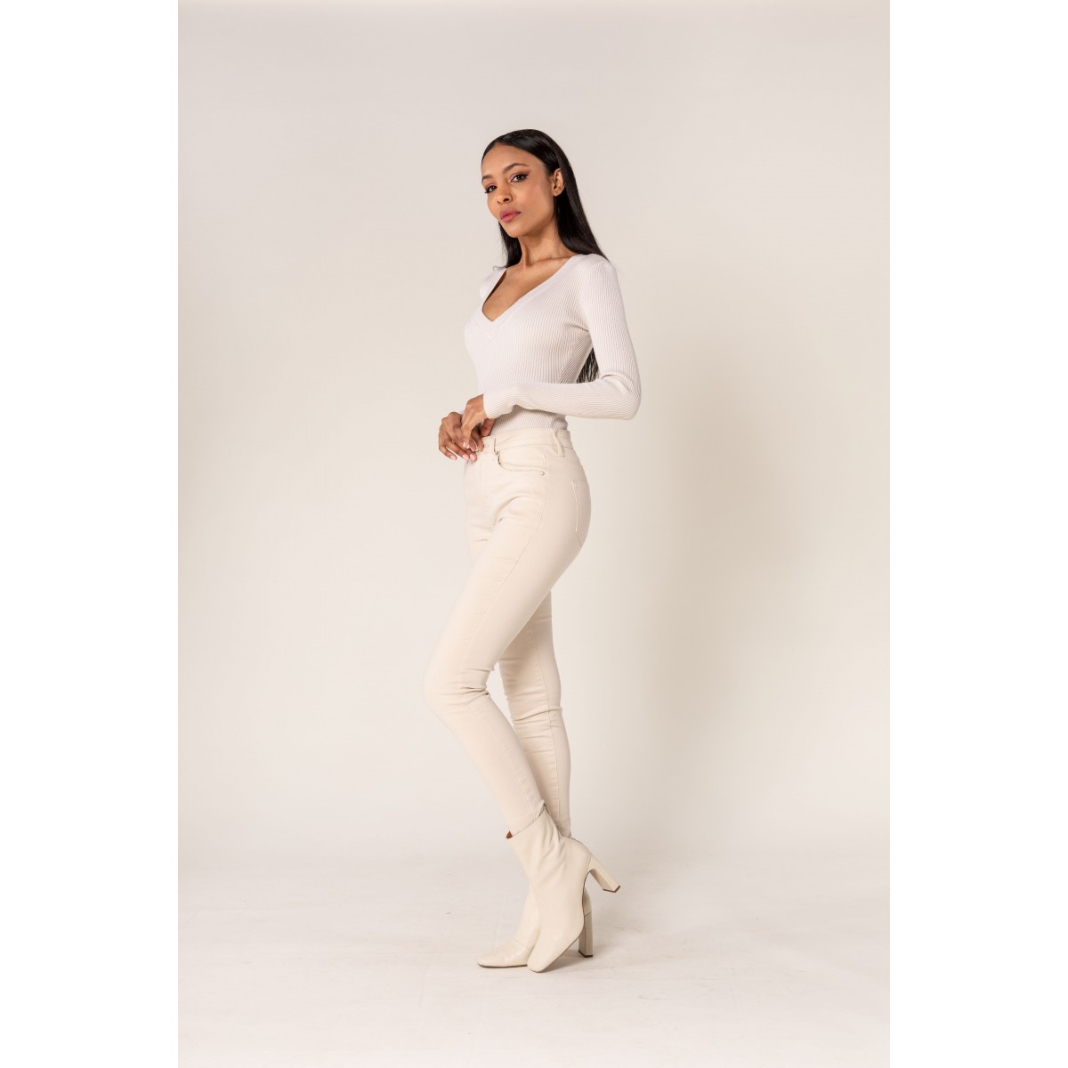 Pantalon stretch slim écru Nina Carter - Matière noble 29,90€