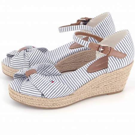 Sandales compensées TOMMY HILFIGER rayées bleu et blanc - Matière noble 64.90€