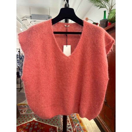 PULL SANS MANCHE ROSE