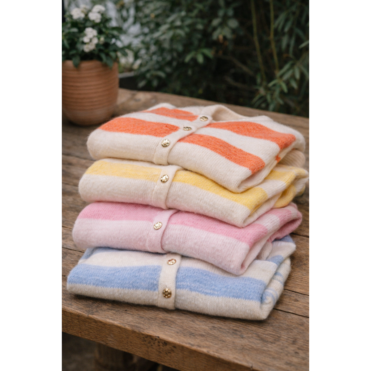 Gilet femme, 10% laine, manches courtes - Matière noble