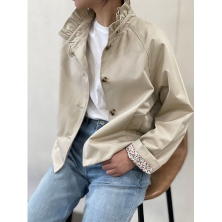 Trench court femme, col victorien, beige - Matière noble