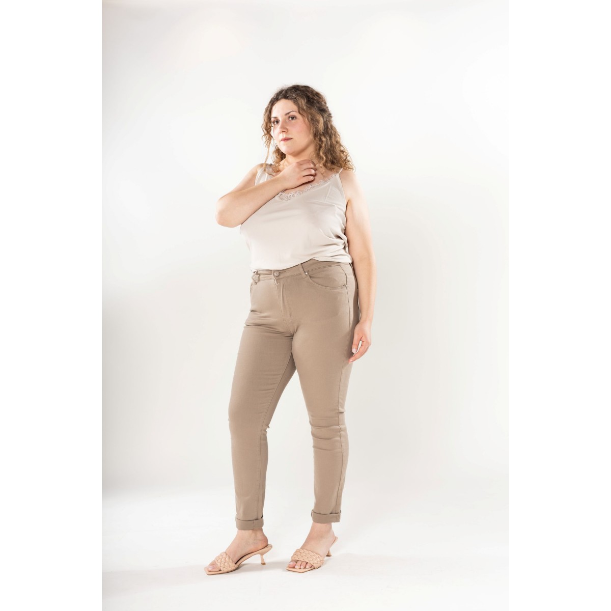 Pantalon stretch beige Nina Carter femme - Matière noble 29,90€
