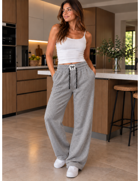 Jogging femme gris coupe large à strass | Matière Noble