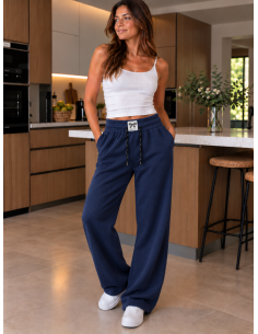 Jogging femme marine coupe large à strass | Matière Noble