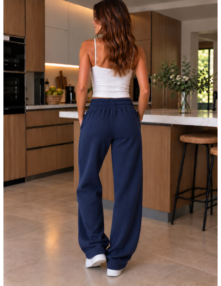 Jogging femme marine coupe large à strass | Matière Noble
