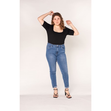 Pantalon stretch noir femme - Matière noble 29,90€