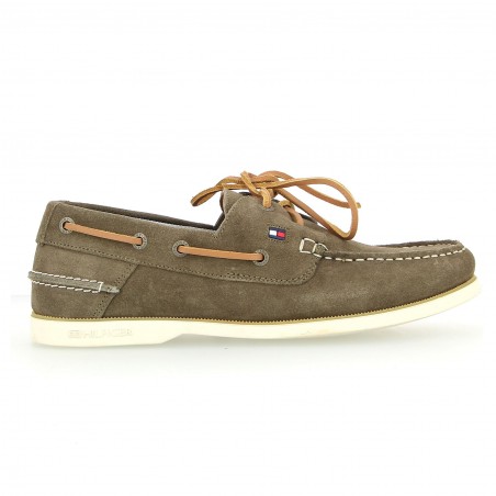 tommy hilfiger bateau