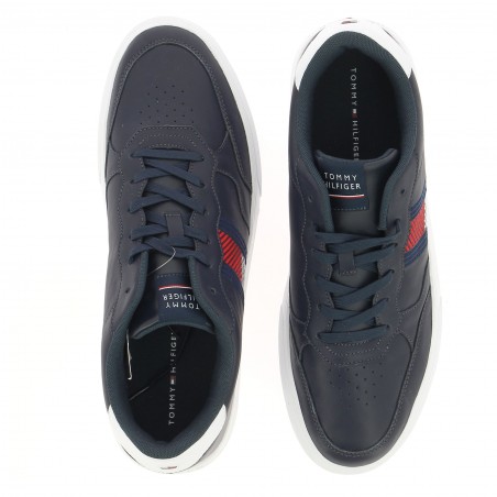 Baskets TOMMY HILFIGER Cupsole cuir marine - Matière noble 59,90€